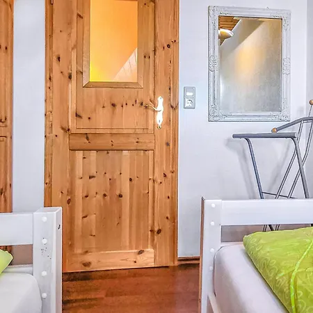 1 Bedroom Awesome In * Sehlen