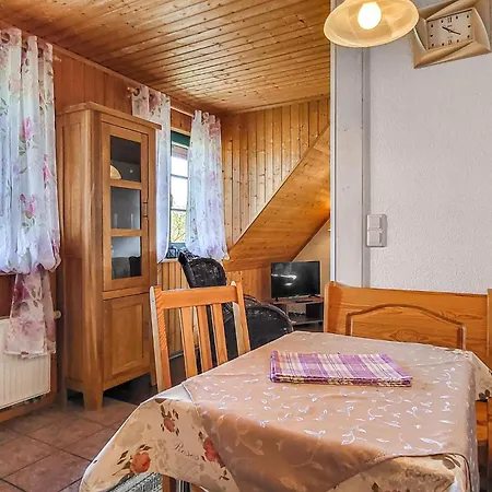1 Bedroom Awesome In *